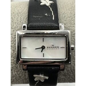 Skagen Women's Leather Band Floral MOP 7" Wristwatch 280SSLSBW New Battery Y‎